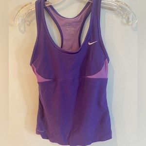Nike Tank Sports Bra